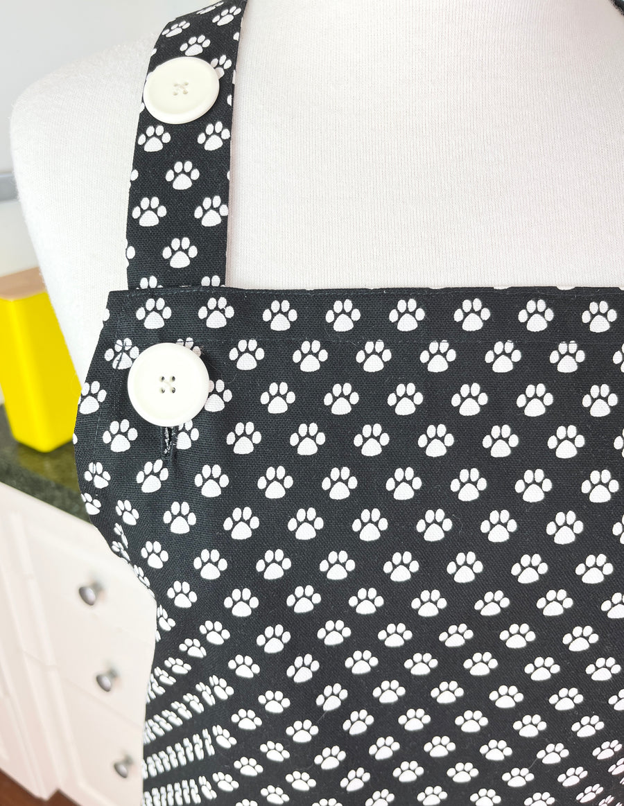 Get Your Paws on this Pet-Lovers' Apron