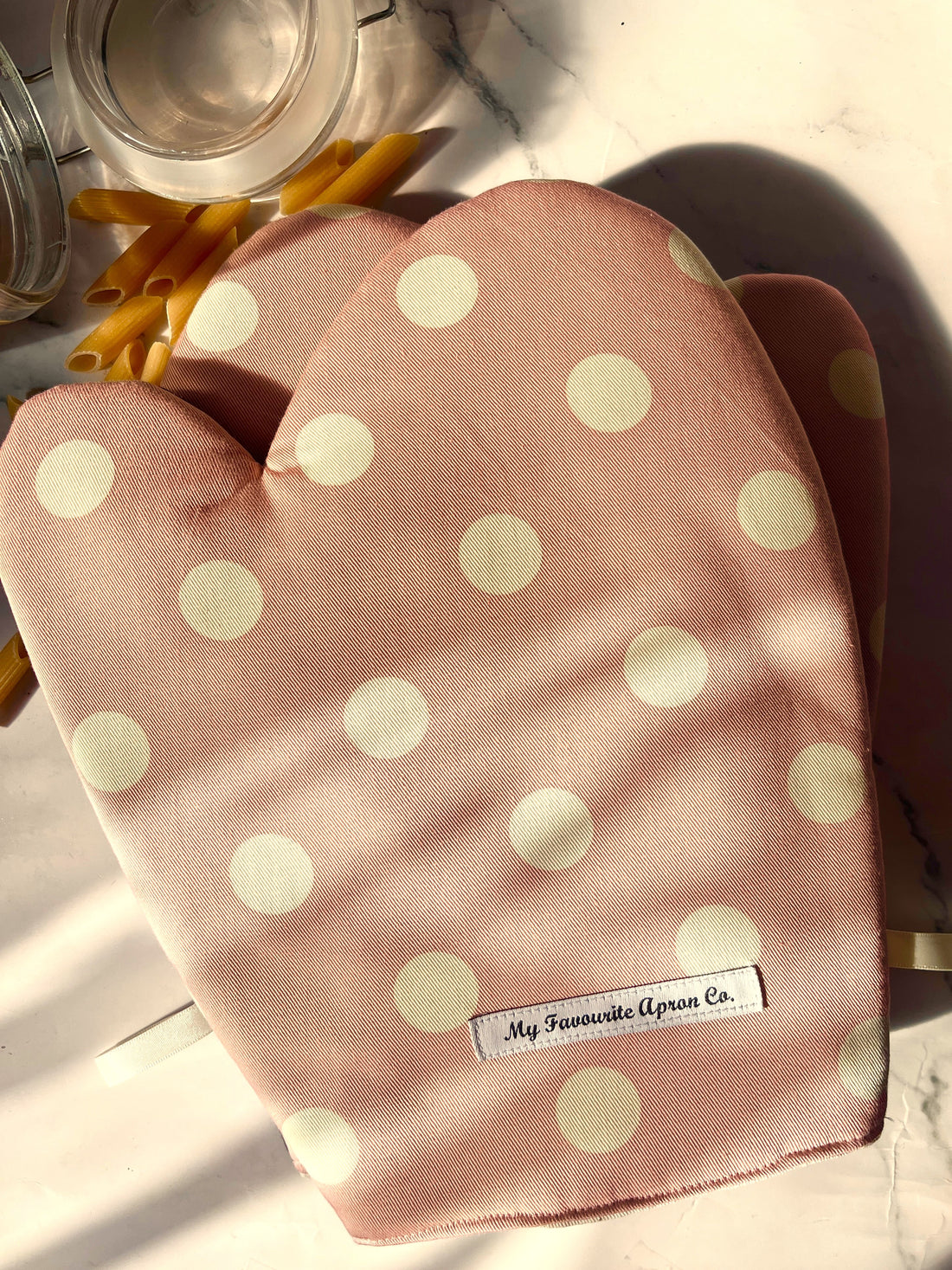 Pink and Cream Polka Dots Make a Gorgeous Oven Mitt Pattern