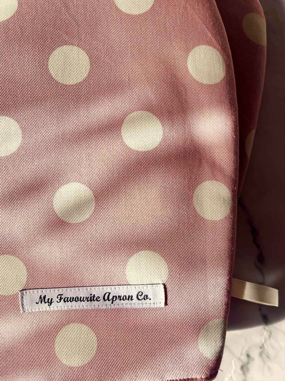 Pink and Cream Polka Dots Make a Gorgeous Oven Mitt Pattern