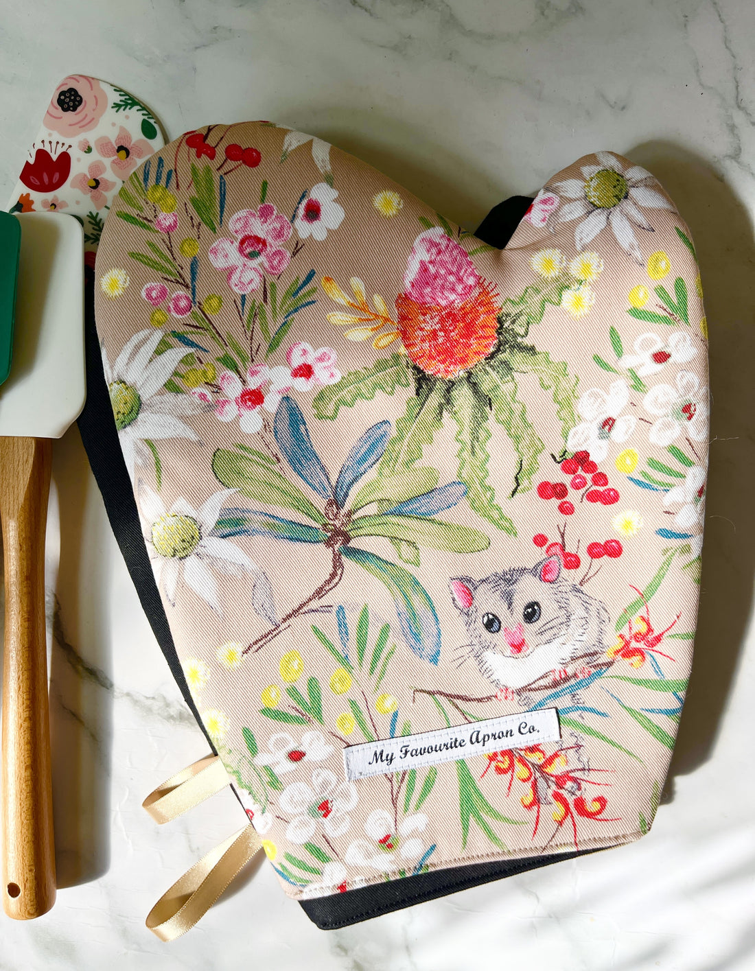 Adorable Possums and Colourful Australian Floral Oven Mitt Set