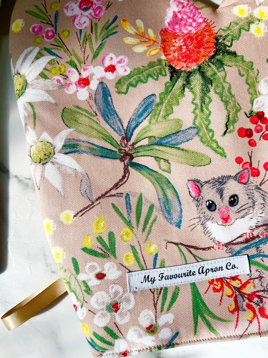 Adorable Possums and Colourful Australian Floral Oven Mitt Set