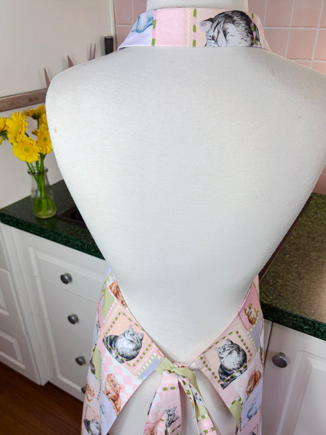 Retro Cats Cover This Beautiful Adult Sized Apron