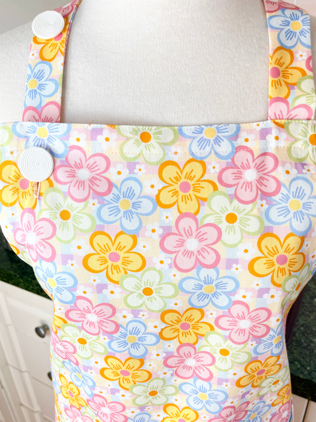 It's Sakura Time - this Sensational Cherry Blossom Apron is the Perfect Foodie Gift