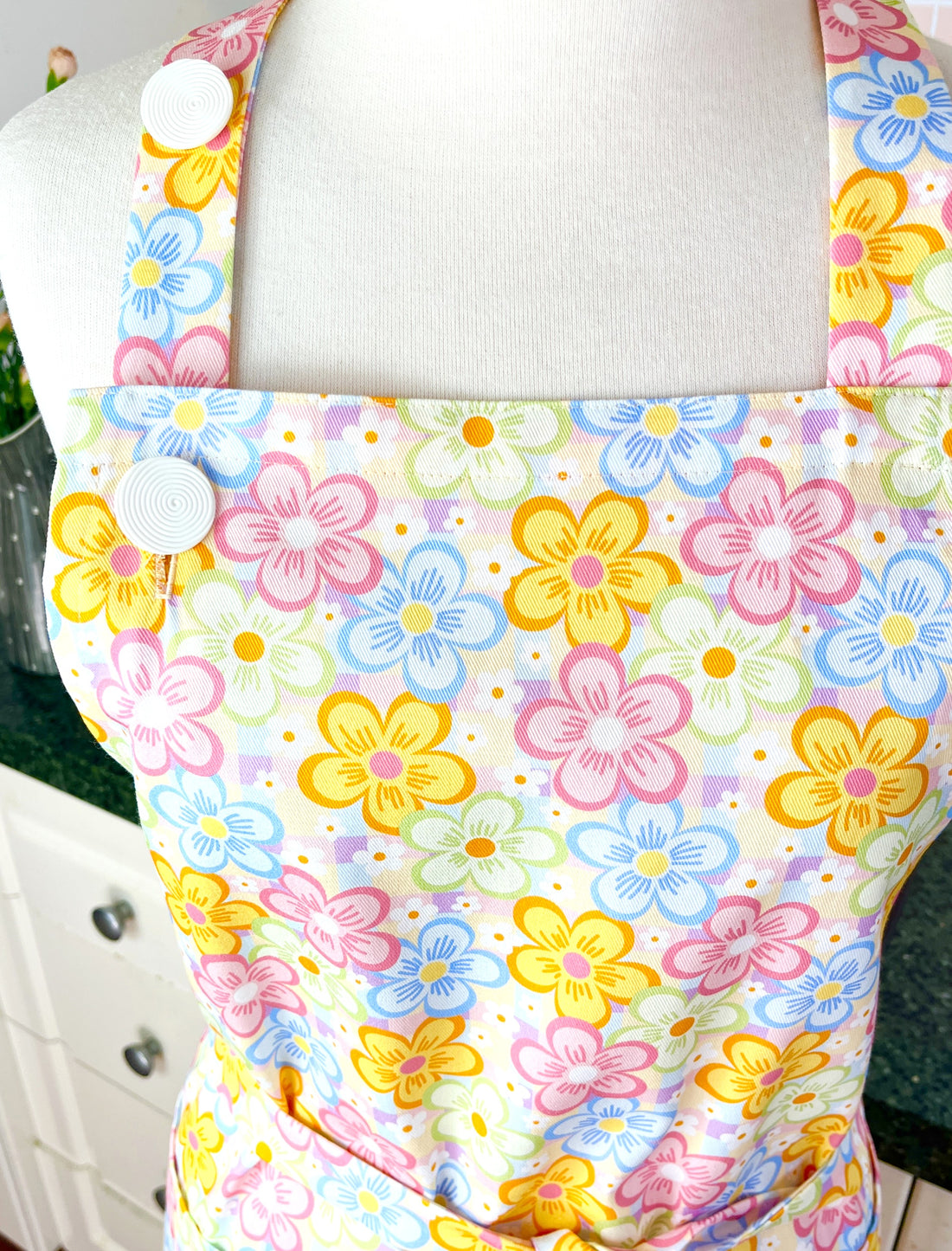 It's Sakura Time - this Sensational Cherry Blossom Apron is the Perfect Foodie Gift