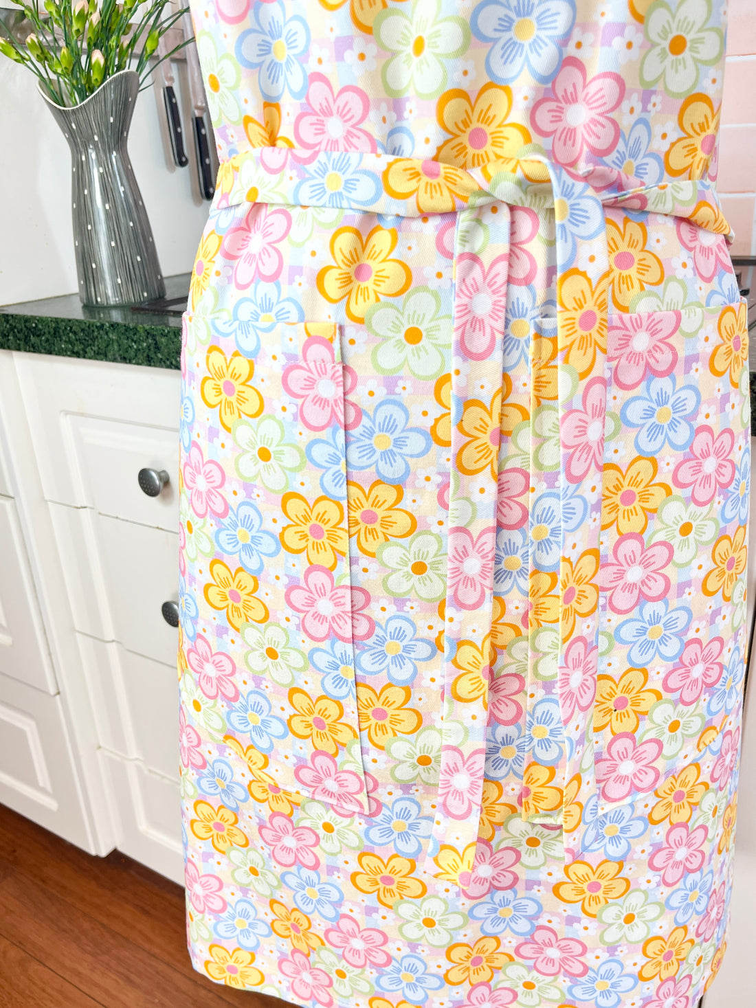 It's Sakura Time - this Sensational Cherry Blossom Apron is the Perfect Foodie Gift