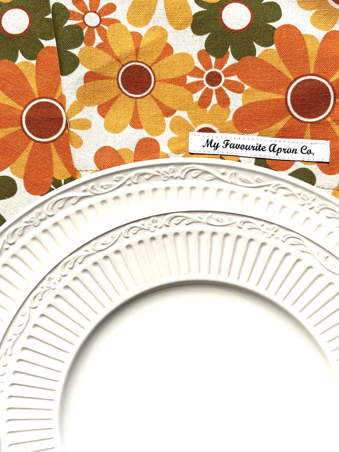 This Retro Floral Placemat Set is Perfect for the Grooviest Foodie