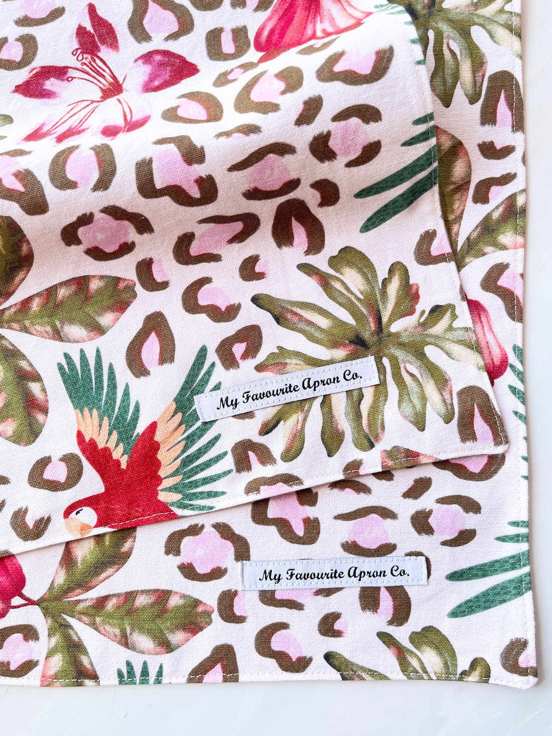 Glorious Parrot Placemats Make a Perfect Housewarming Present