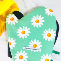 White and Green Daisy, Set of Two Oven Mitts